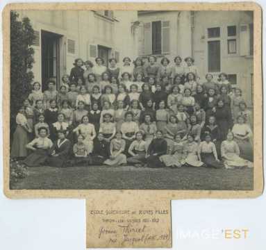 École supérieure de jeunes filles (Thaon-les-Vosges)